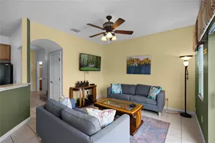 3083 Yellow Lantana Ln, Kissimmee, FL 34747 - Photo 4