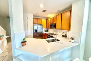 10786 Savannah Wood Dr, Orlando, FL 32832 - Photo 6