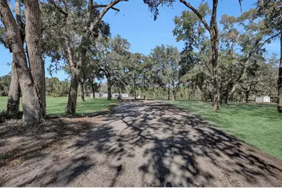 141 Woods Road, San Mateo, FL 32187 - Photo 2