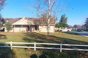 2831 Rodeo Dr, Kissimmee, FL 34746 - Photo 2