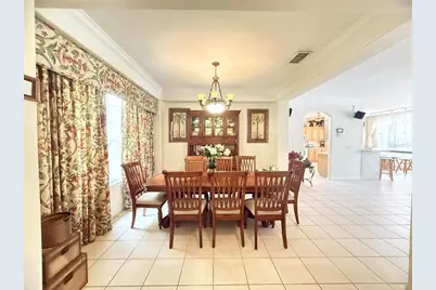 8557 La Isla Drive, Kissimmee, FL 34747 - Photo 4