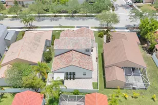 624 NE Stanton Dr, Weston, FL 33326 - Photo 6