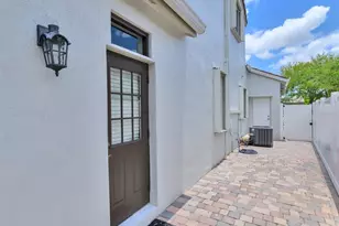 624 NE Stanton Dr, Weston, FL 33326 - Photo 68