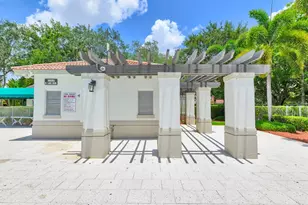 624 NE Stanton Dr, Weston, FL 33326 - Photo 80