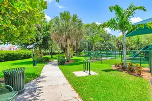 624 NE Stanton Dr, Weston, FL 33326 - Photo 84