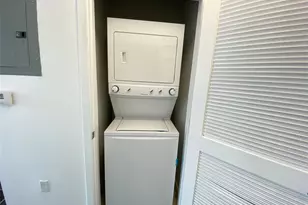 155 S Court Ave, Orlando, FL 32801 - Photo 12