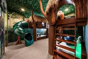 2137 Pine Oak Loop, Davenport, FL 33837 - Photo 16