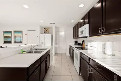 947 Emerald Green Court, Kissimmee, FL 34746 - Photo 18