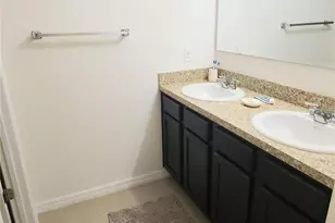 138 Lazy Willow Dr, Davenport, FL 33897 - Photo 10