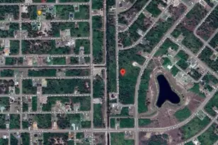 912 McArthur Ct, Lehigh Acres, FL 33974 - Photo 4