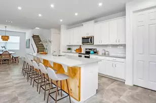 8962 Hilton Rdg Ave, Kissimmee, FL 34747 - Photo 6