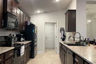 499 Meadow Pointe Dr, Haines City, FL 33844 - Photo 6