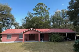 912 NE 144th Ct, Silver Springs, FL 34488 - Photo 1