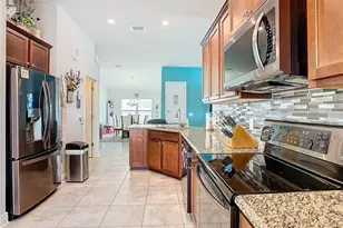 649 Meadow Pointe Dr, Haines City, FL 33844 - Photo 10