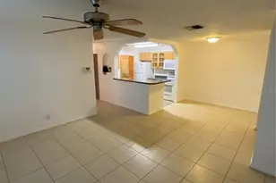 5968 Westgate Dr, Orlando, FL 32835 - Photo 4