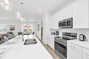 2039 Derwent Dr, Davenport, FL 33896 - Photo 10