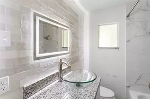 1724 Harbor Dr, Clearwater, FL 33755 - Photo 14