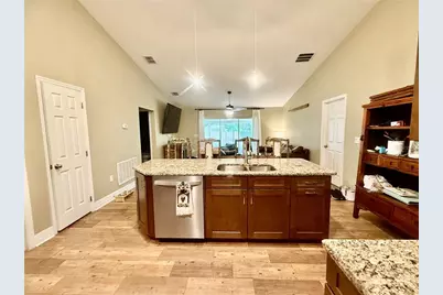 74 N Oak Avenue, Umatilla, FL 32784 - Photo 4