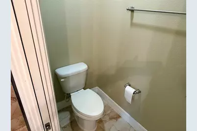 74 N Oak Avenue, Umatilla, FL 32784 - Photo 12