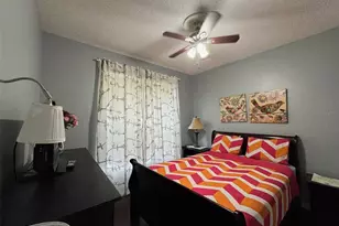 2677 Emerald Island Blvd, Kissimmee, FL 34747 - Photo 8