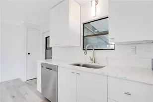 6462 Hollyberry Ln NE, Winter Haven, FL 33881 - Photo 10