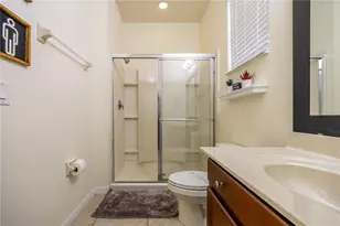 561 Las Fuentes Dr, Kissimmee, FL 34746 - Photo 30