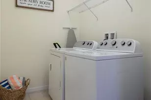 561 Las Fuentes Dr, Kissimmee, FL 34746 - Photo 28