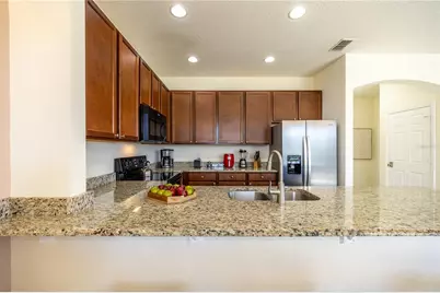 561 Las Fuentes Drive, Kissimmee, FL 34746 - Photo 8