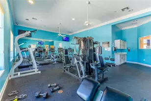 561 Las Fuentes Dr, Kissimmee, FL 34746 - Photo 38