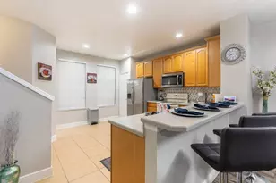 5026 Tideview Cir, Orlando, FL 32819 - Photo 8