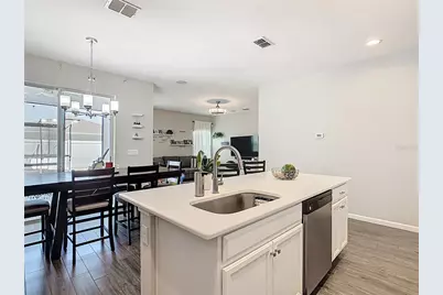 372 Meadow Pointe Drive, Haines City, FL 33844 - Photo 8