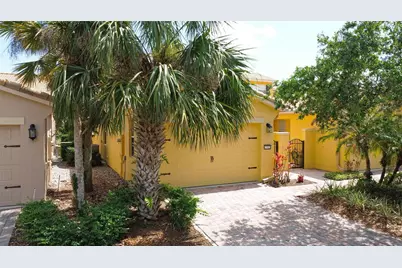 2502 Palm Tree Drive, Poinciana, FL 34759 - Photo 2