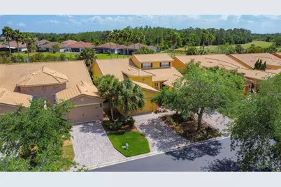 2502 Palm Tree Drive, Poinciana, FL 34759 - Photo 6