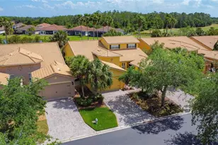 2502 Palm Tree Dr, Poinciana, FL 34759 - Photo 6