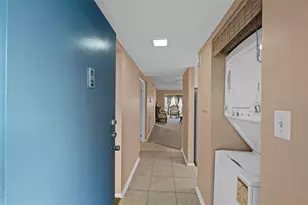 333 Lake Howard Dr NW, Winter Haven, FL 33880 - Photo 4