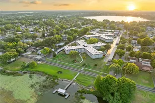 333 Lake Howard Dr NW, Winter Haven, FL 33880 - Photo 32