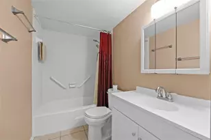 333 Lake Howard Dr NW, Winter Haven, FL 33880 - Photo 22