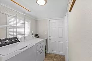 2912 W Frierson Ave W, Tampa, FL 33614 - Photo 20