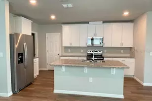 5273 Sanders Oak Trl, Saint Cloud, FL 34771 - Photo 4