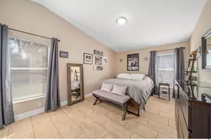 2733 Mayer St, Orlando, FL 32806 - Photo 2