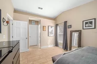 2733 Mayer St, Orlando, FL 32806 - Photo 4