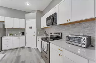 419 McFee Dr, Davenport, FL 33897 - Photo 10