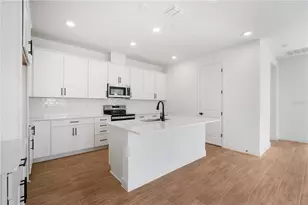 9143 Players Dr, Weeki Wachee, FL 34613 - Photo 8