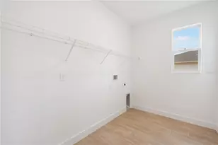 9177 Players Dr, Weeki Wachee, FL 34613 - Photo 26