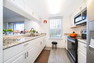 2031 Ludlow Ln, Orlando, FL 32839 - Photo 6