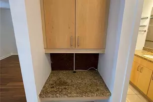 155 S Court Ave, Orlando, FL 32801 - Photo 26