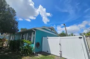 132 Guaymas Dr, Kissimmee, FL 34743 - Photo 1