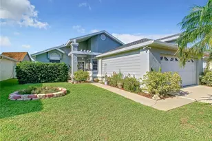 832 Whalebone Bay Dr, Kissimmee, FL 34741 - Photo 2