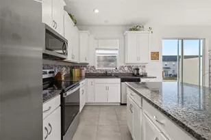 1177 Seaside Mist Trl, Kissimmee, FL 34747 - Photo 14