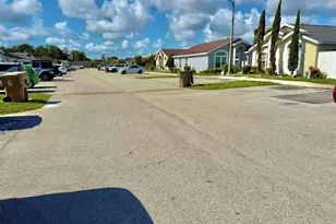 2414 Harbor Town Dr, Kissimmee, FL 34744 - Photo 22